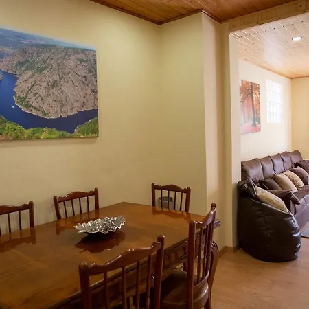 別荘 Casa Chuss Sober